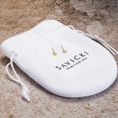 Kolczyki serca Savicki: złote, diamenty